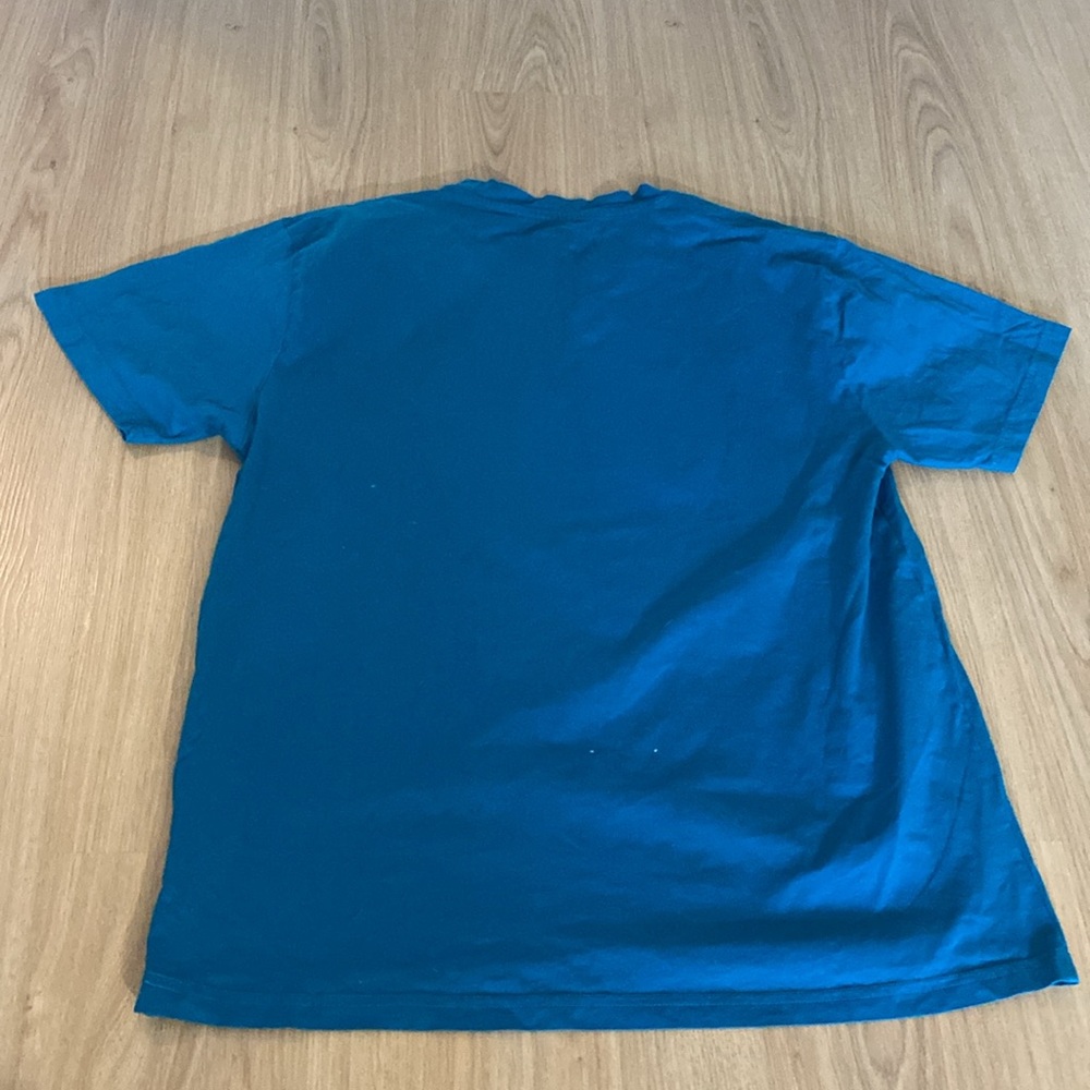 t-shirt - Picture 2 of 2